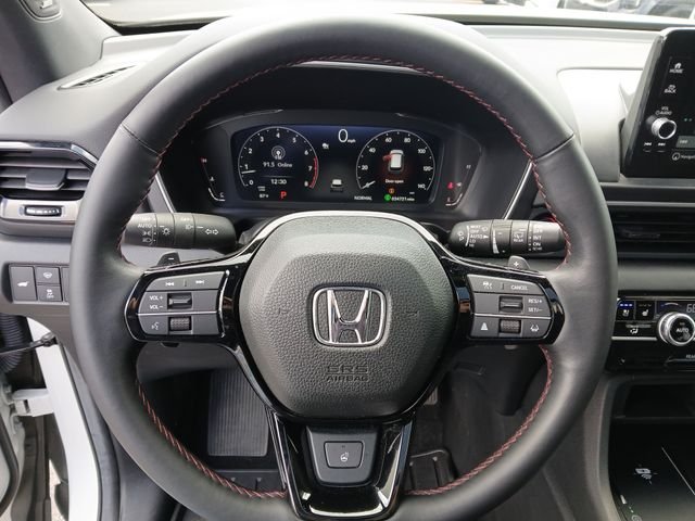 Used 2025 White Honda Black Edition image 17