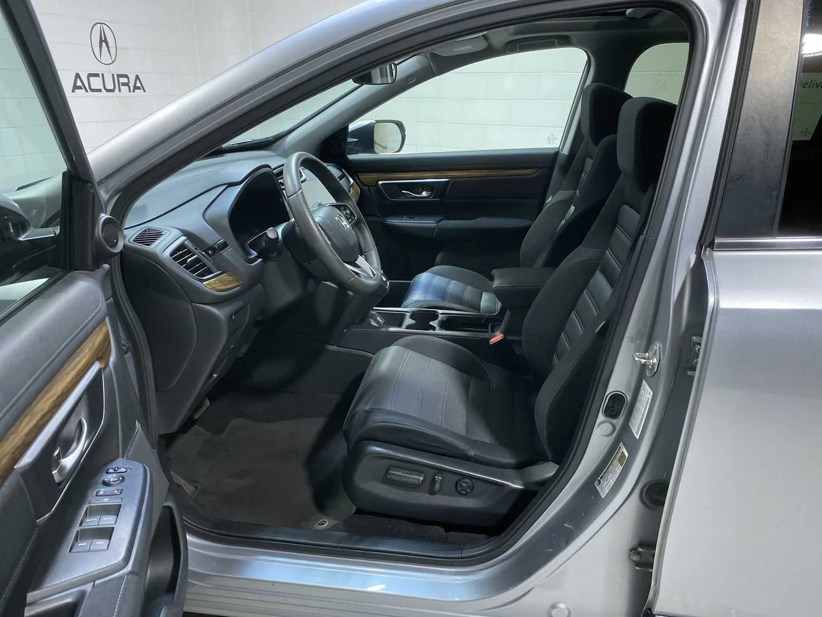Used 2018 Honda CR-V EX with VIN 2HKRW2H50JH615783 for sale in Verona, NJ