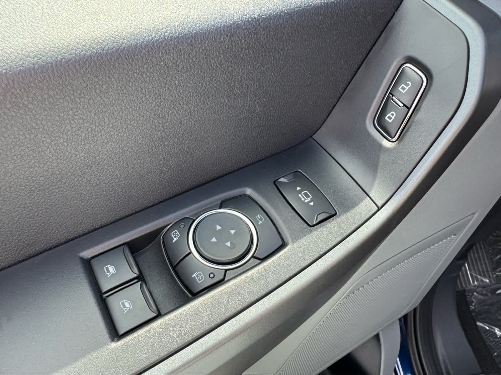 New 2027 Neptune Blue Ford XLT image 12