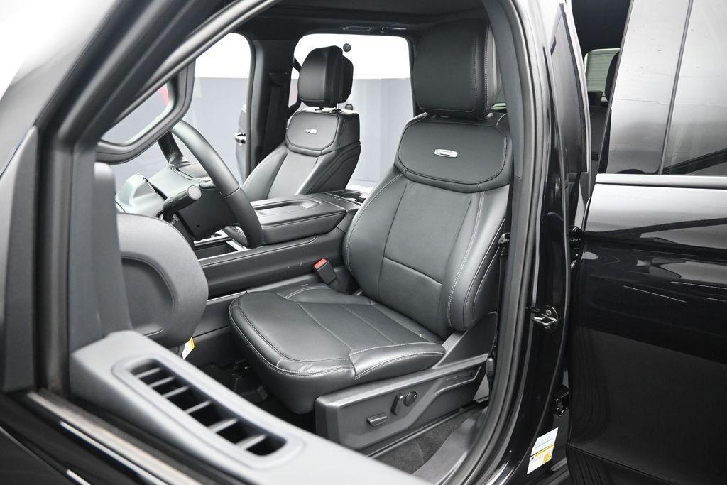 New 2026 Agate Black Metallic Ford Platinum image 8
