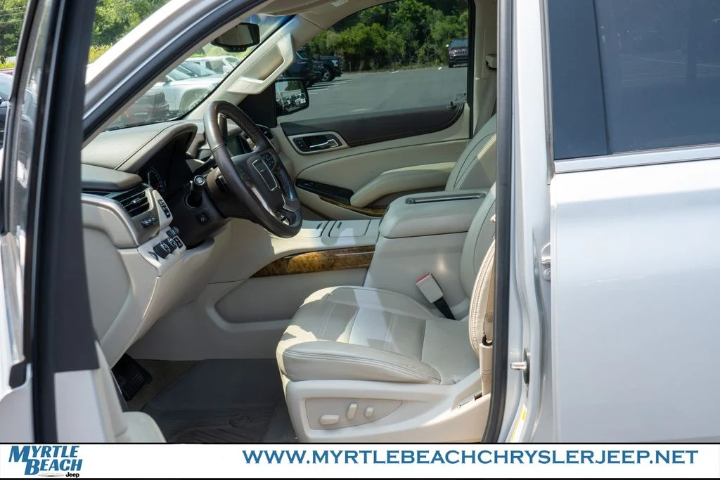 Used 2017 Quicksilver Metallic GMC Denali image 19