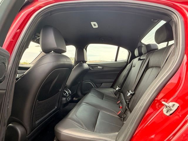 Used 2022 Alfa Rosso Alfa Romeo Sprint image 17