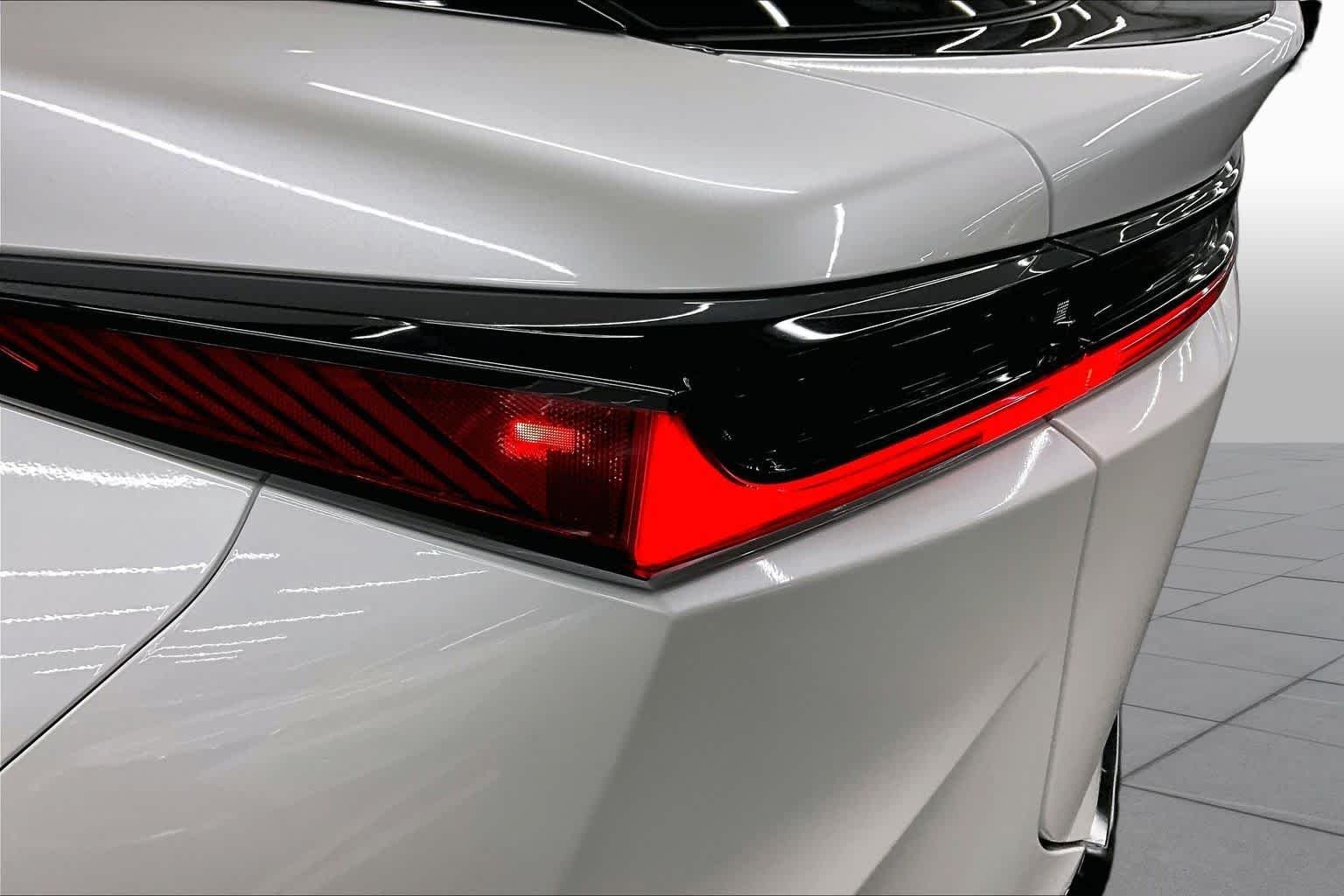 Certified Used 2023 EMINENT WHITE PEARL Lexus Luxury image 28