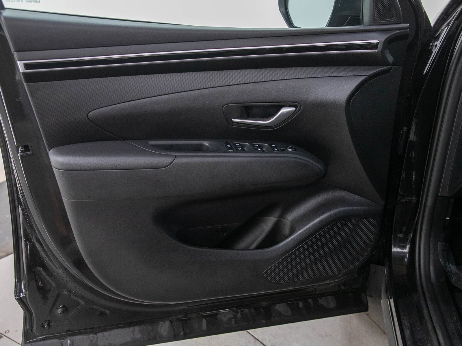 Used 2024 Black Pearl Hyundai SEL AWD *Ltd Avail* image 21