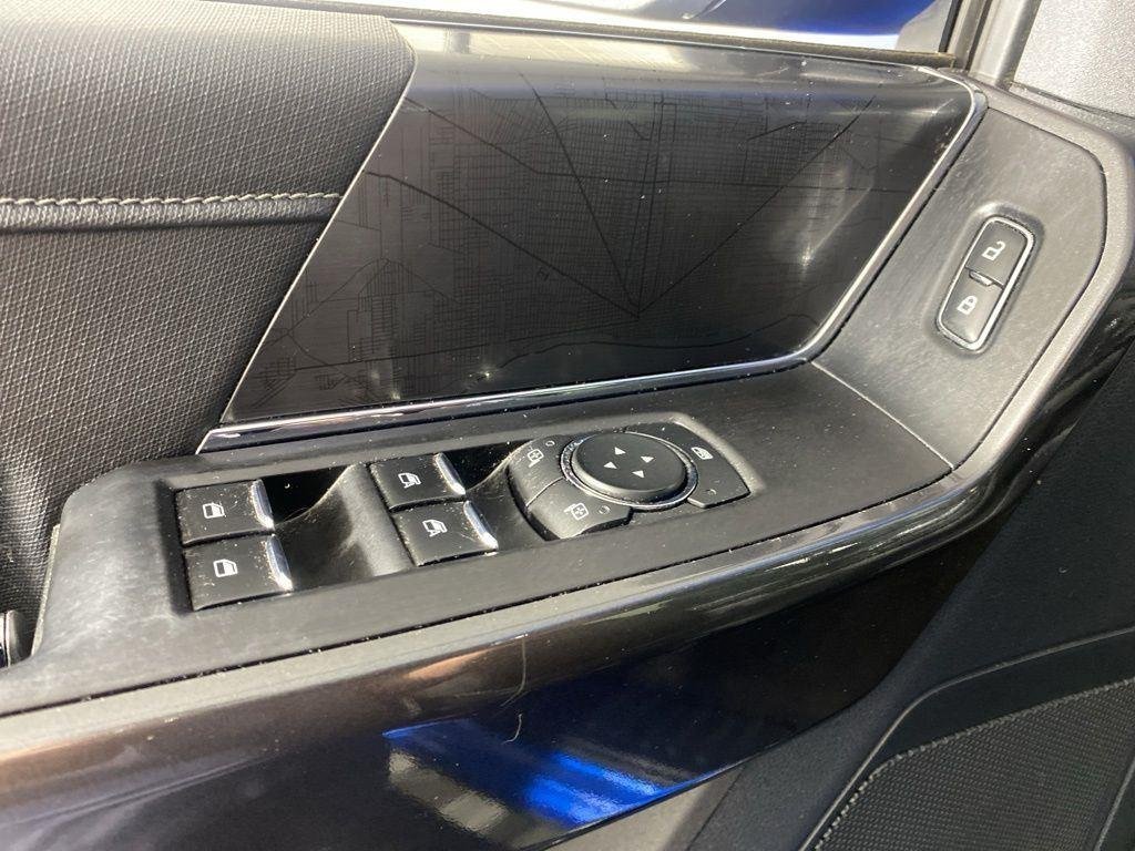 Used 2021 Blue Metallic Ford XLT image 12