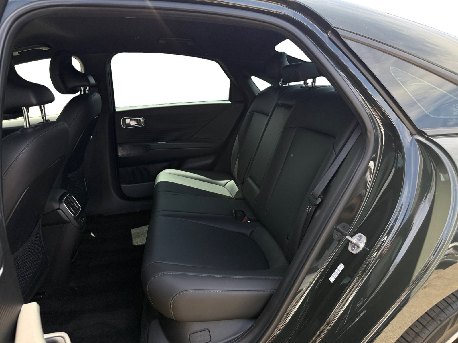 Certified Used 2023 Digital Green Hyundai SEL image 16