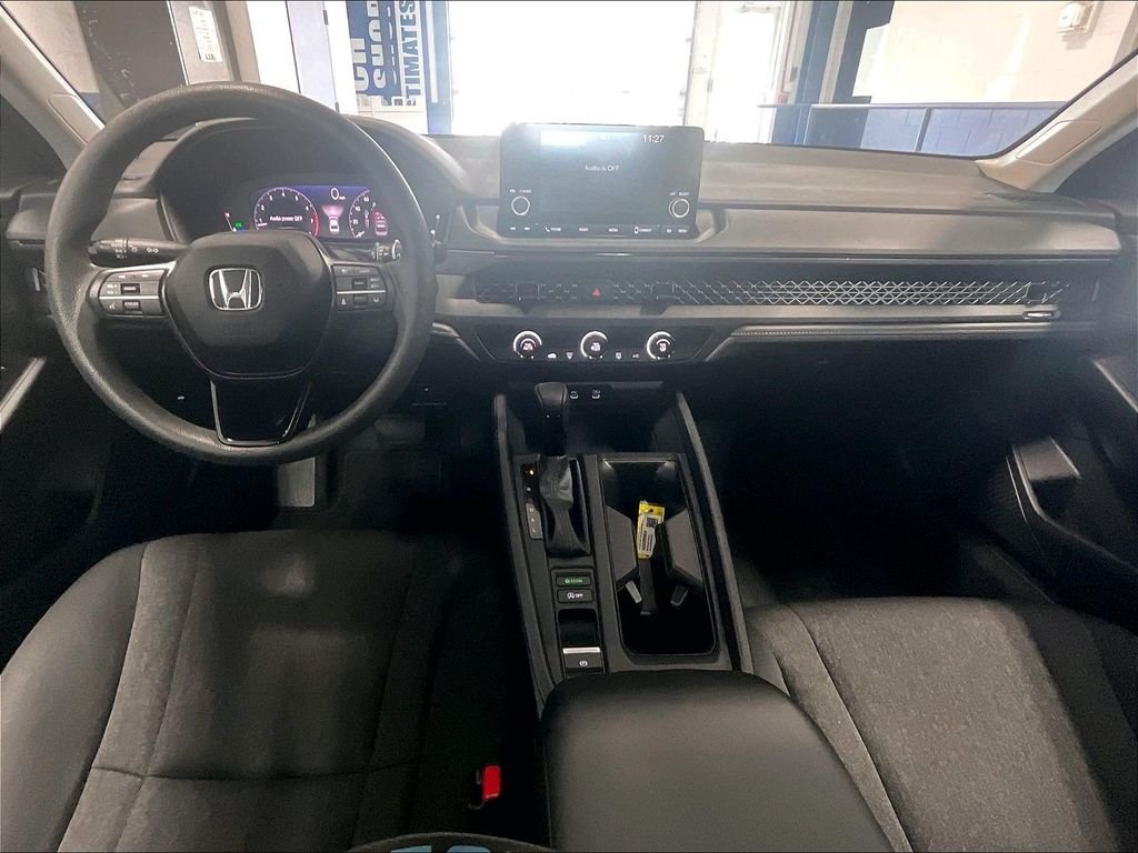 Used 2023 Black Honda LX image 21
