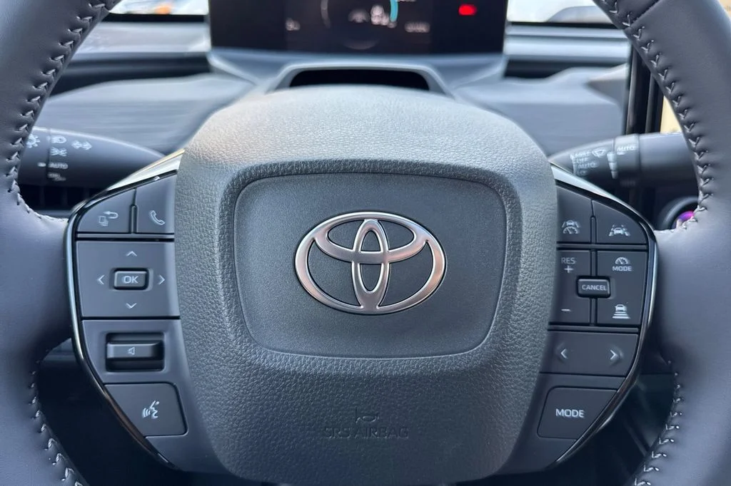 New 2026 Tandoori with Midnight Black Metallic roof <sup>1</sup> Toyota  XSE image 30