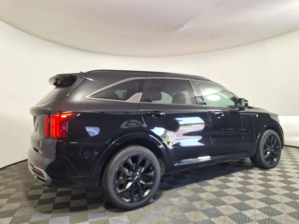 Used 2023 Ebony Black Kia SX image 5