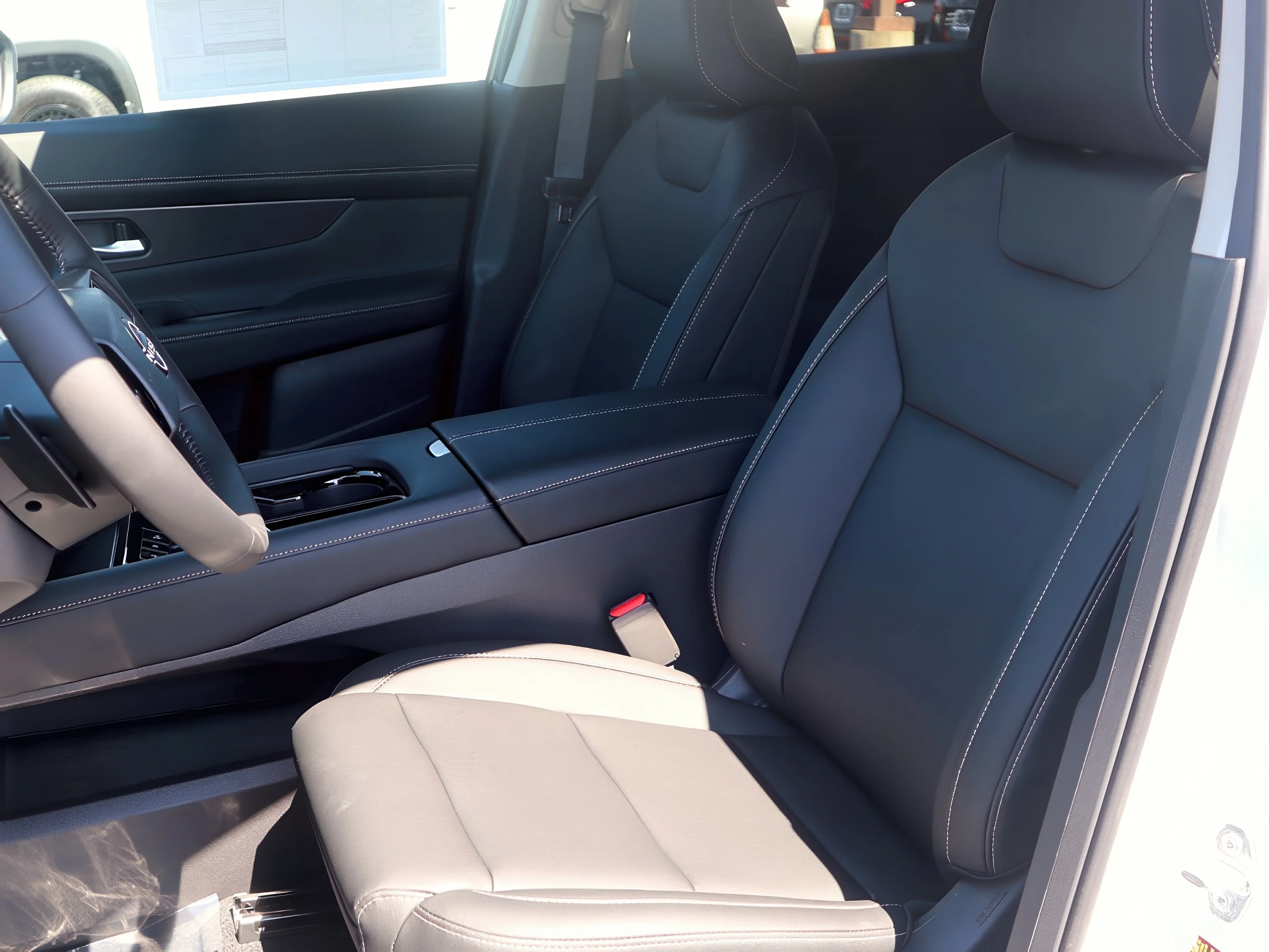 2025 Nissan Murano SV - Photo 13