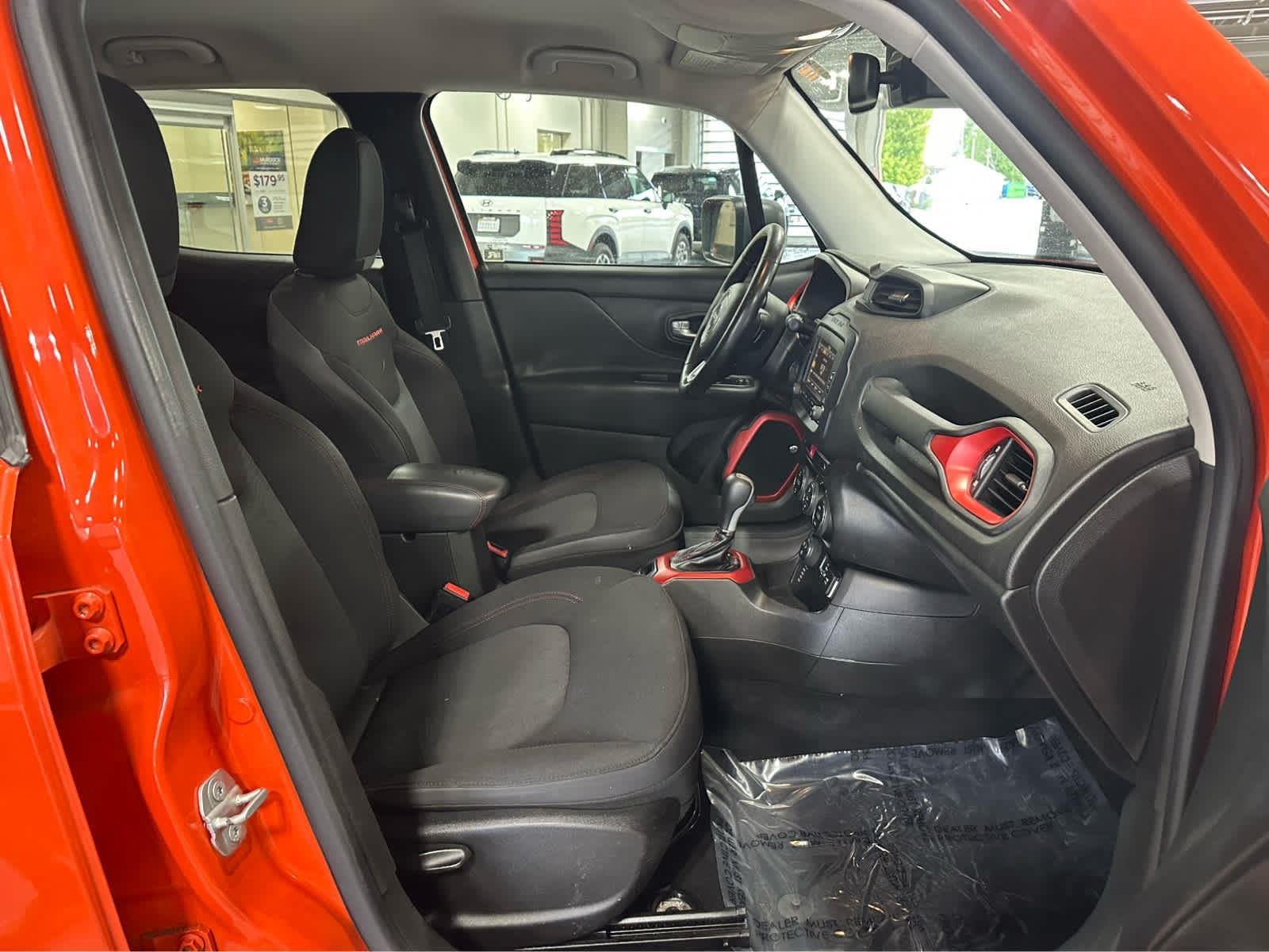 2016 Jeep Renegade Trailhawk - Photo 17