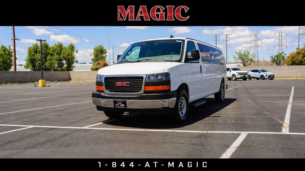 2026 GMC Savana 3500 LT's photo