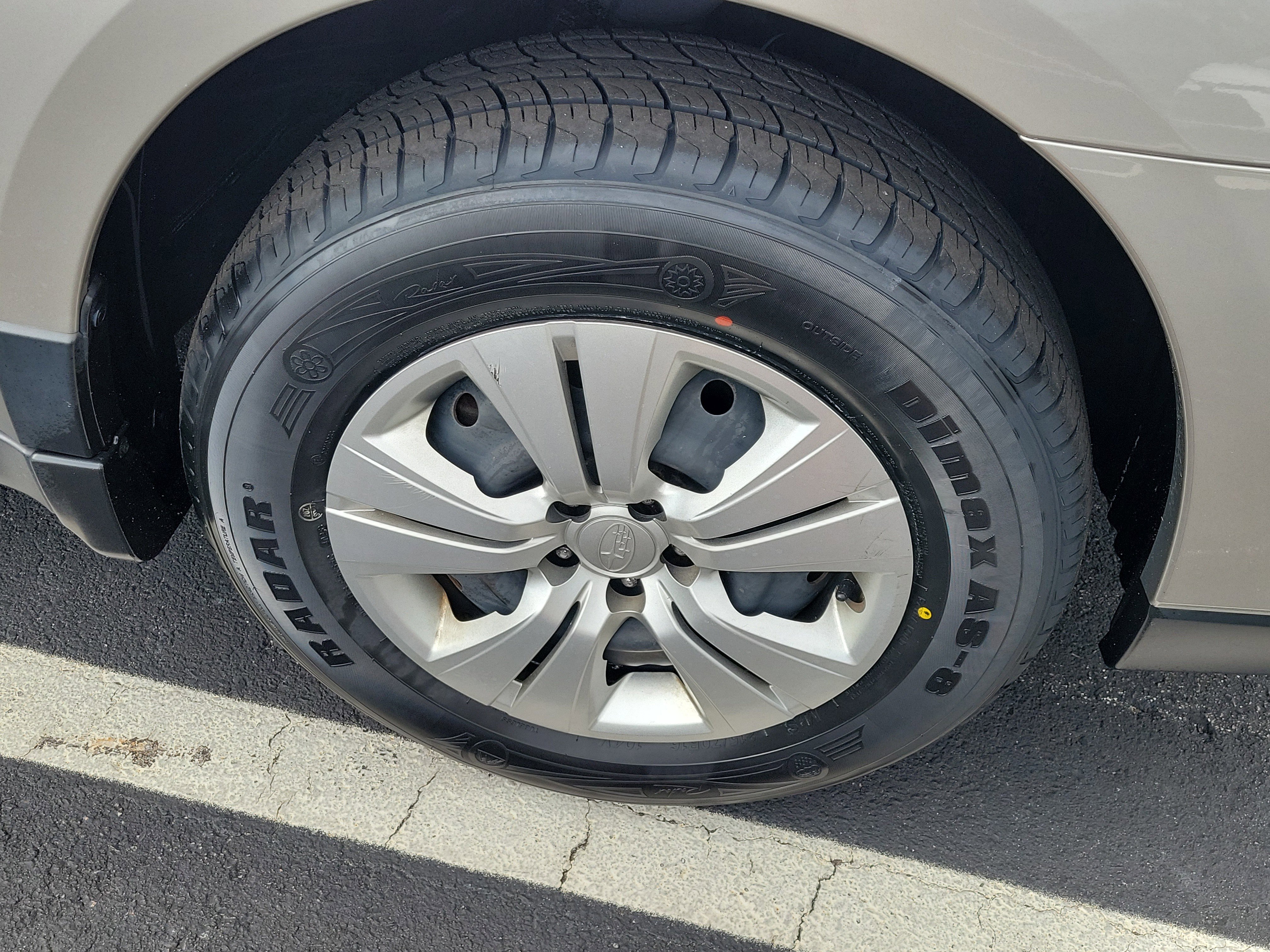 Used 2014 Tungsten Metallic Subaru 2.5i image 8