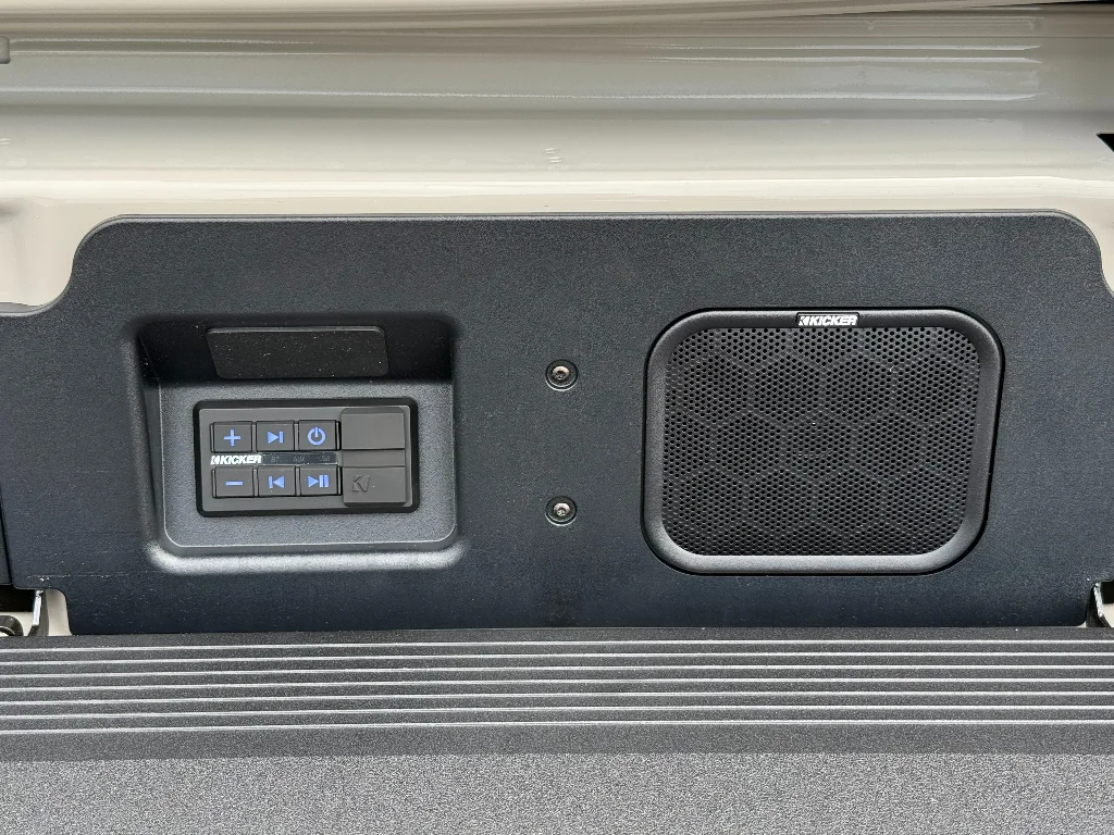 2026 GMC Sierra 1500 AT4X - Photo 8