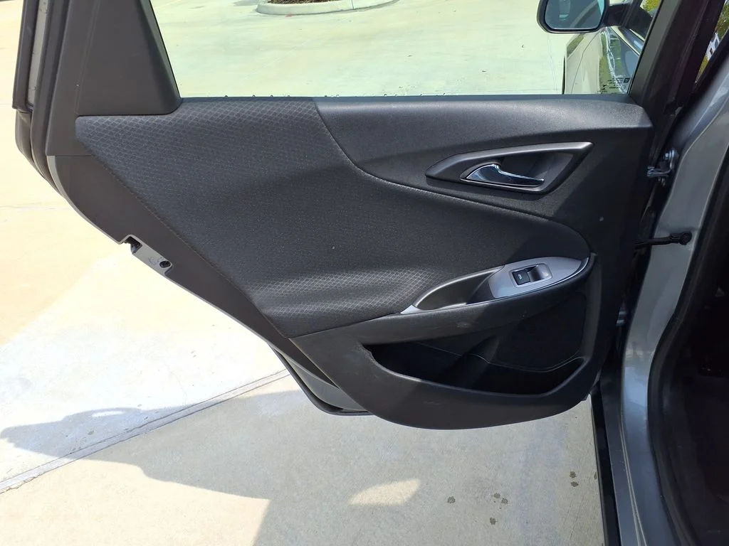 Used 2024 Gray Chevrolet LT image 18