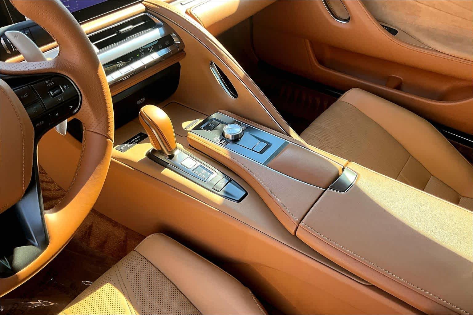 Used 2024 Ultra White Lexus  image 15