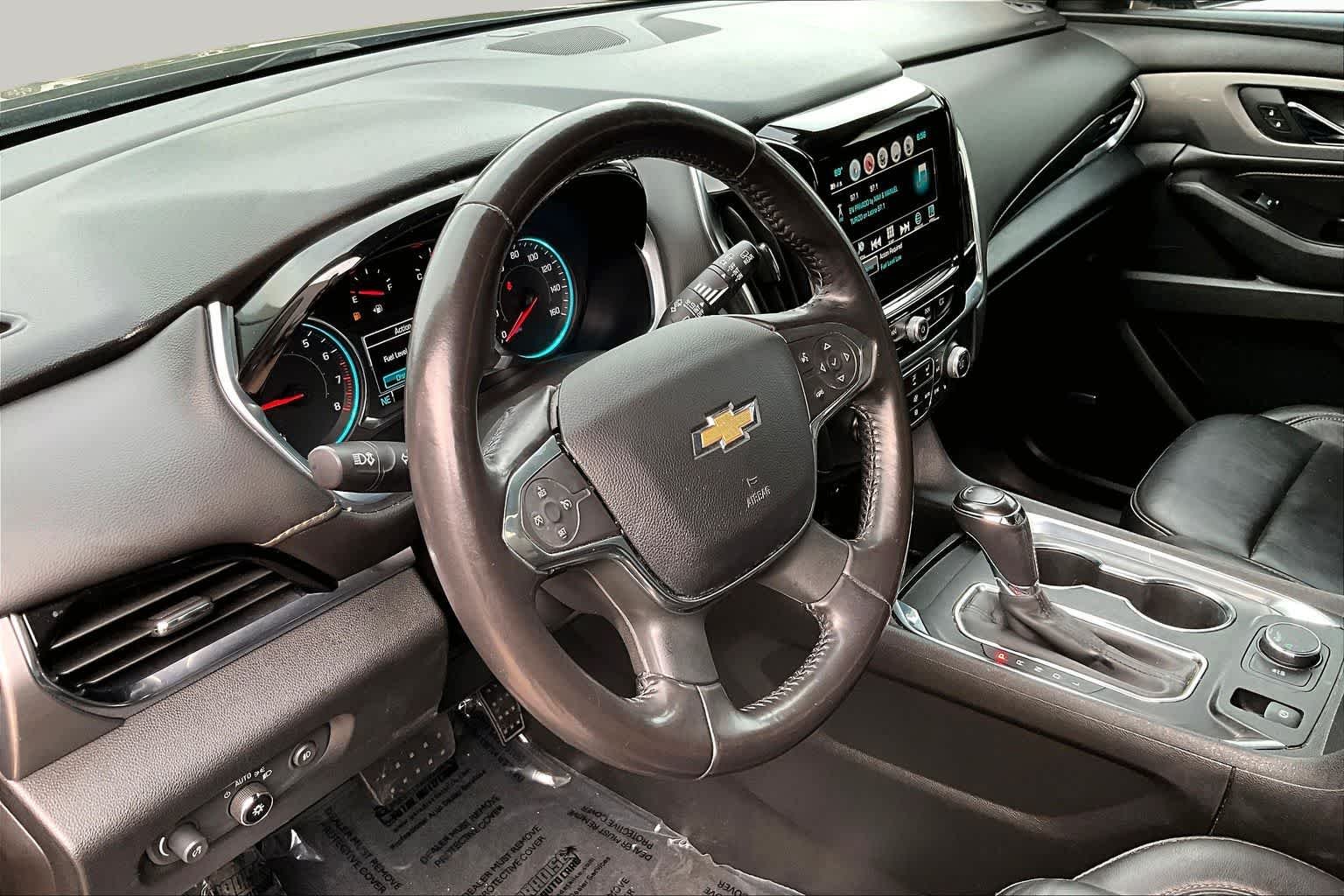 Used 2018 Mosaic Black Metallic Chevrolet LT Leather image 17