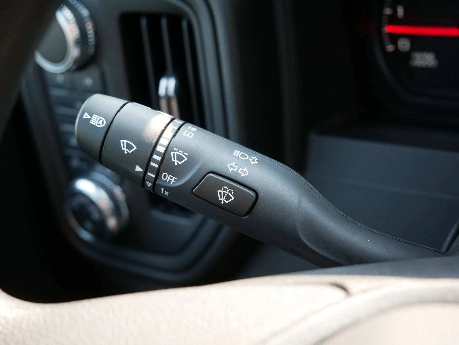 2025 GMC Sierra 2500HD Pro - Photo 14