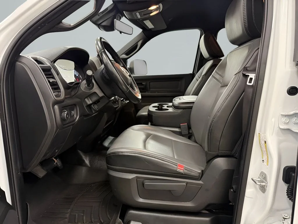 Used 2022 White Ram Tradesman image 12