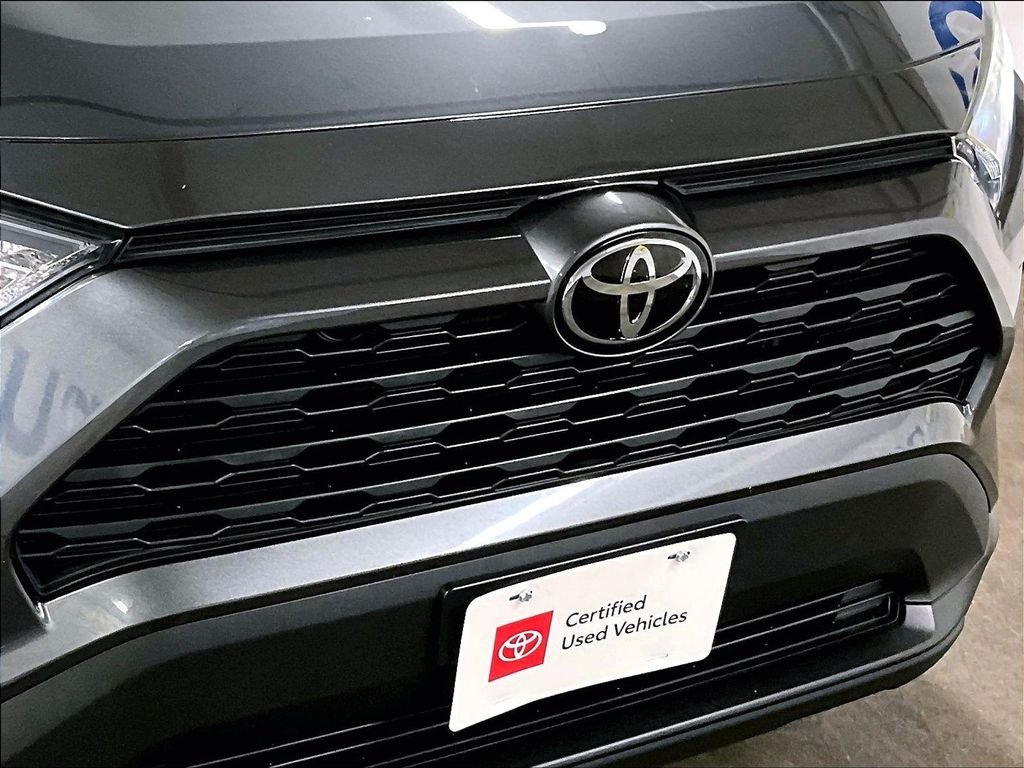 Used 2020 Gray Toyota LE image 30