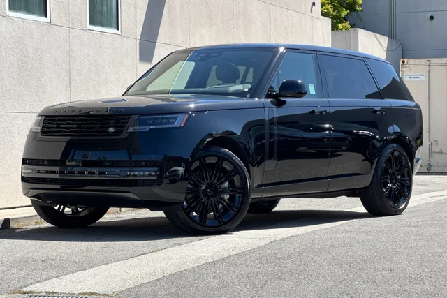 2026 Land Rover Range Rover SE