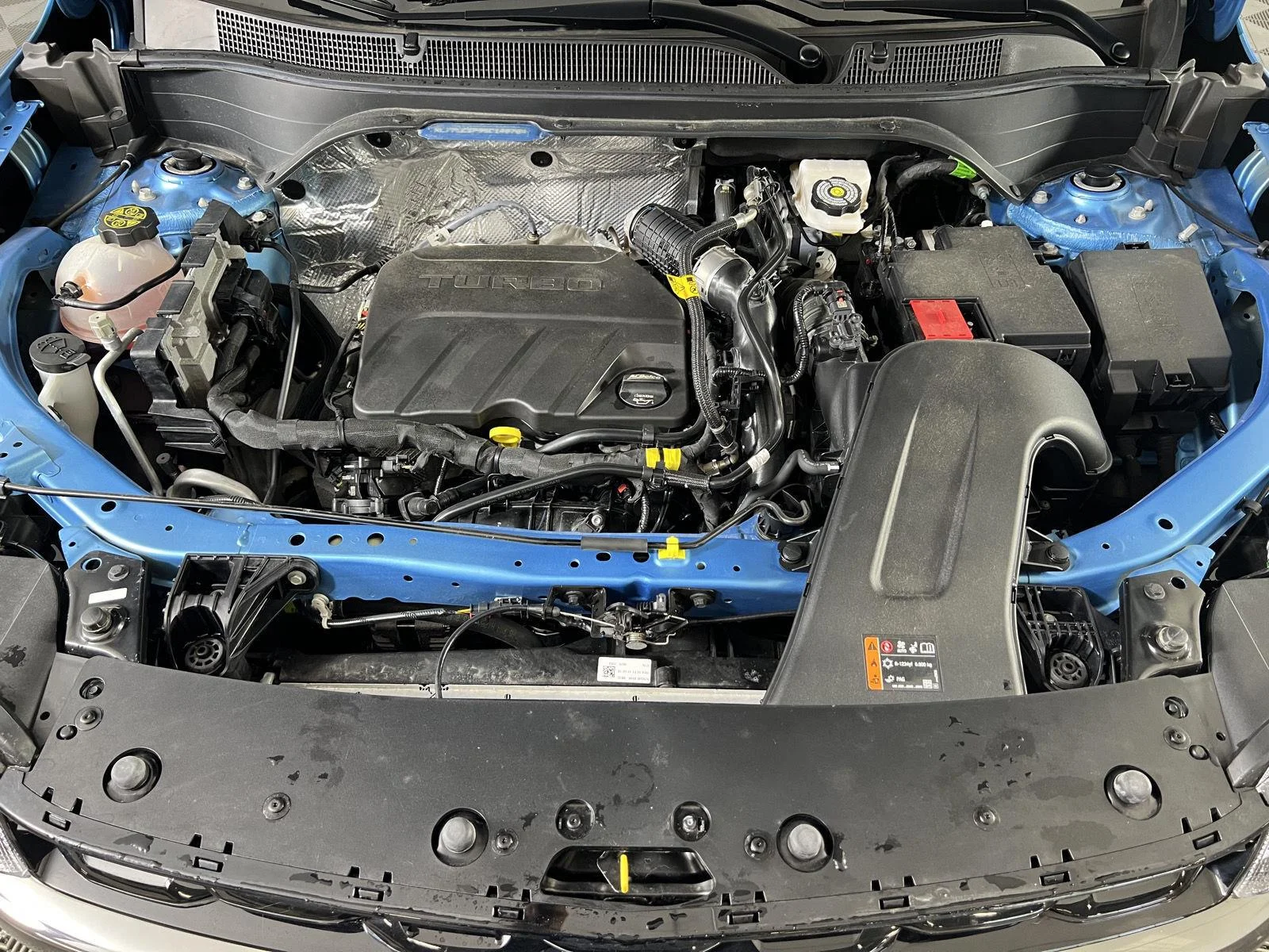 Used 2025 Marina Blue Metallic Chevrolet 1RS image 28