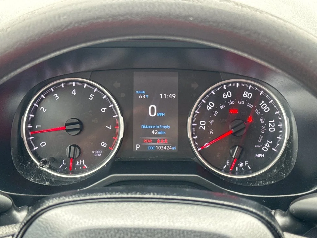 Used 2021 Gray Toyota LE image 17