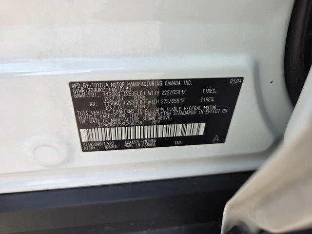 Used 2024 Ice Cap Toyota XLE image 32