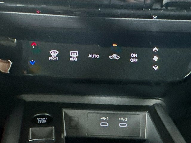 2025 Nissan Kicks SR AWD - Photo 15