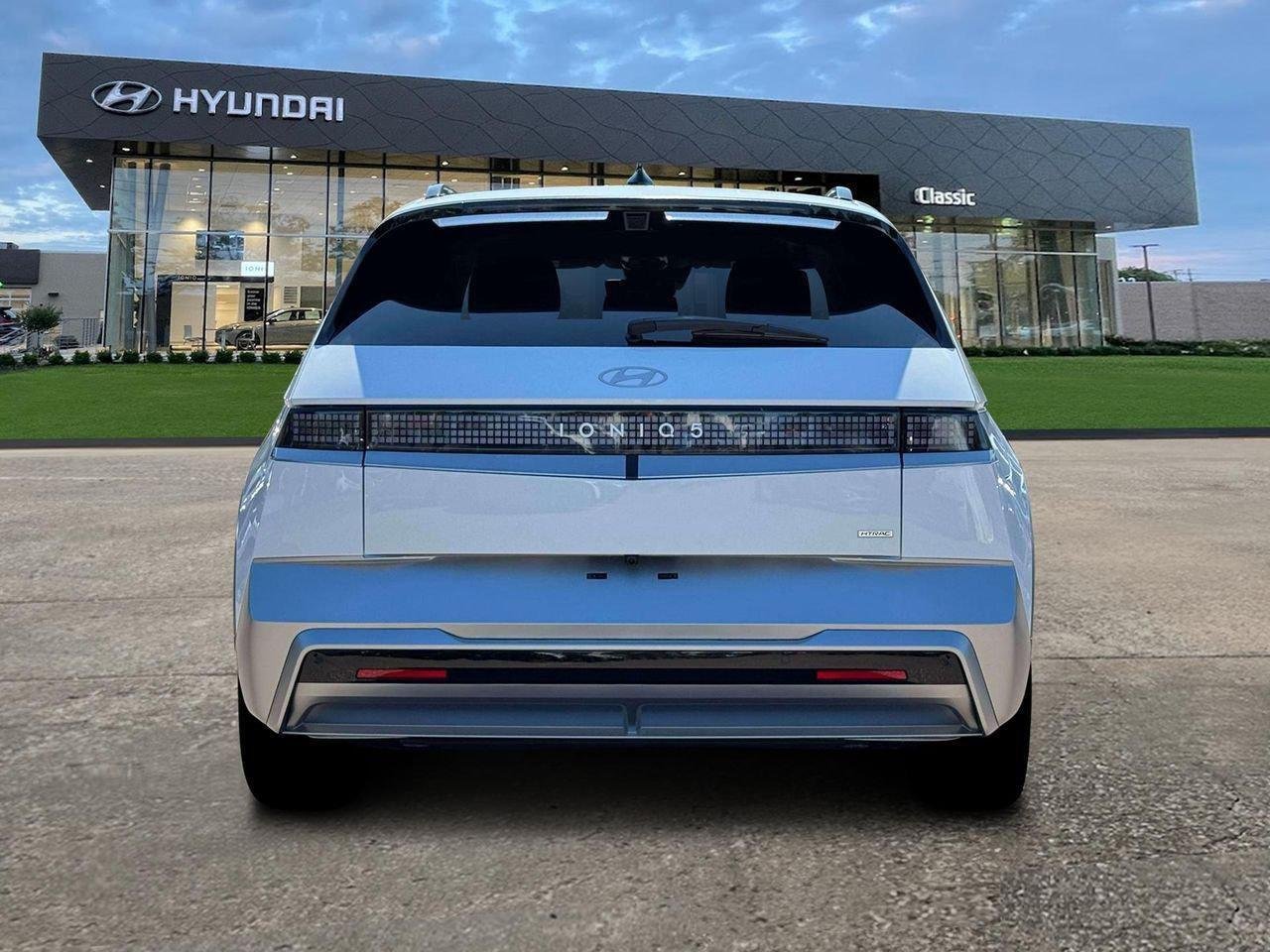 New 2026 Atlas White Hyundai Limited image 6