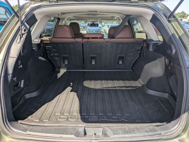 Used 2018 Green Subaru 2.5i image 26