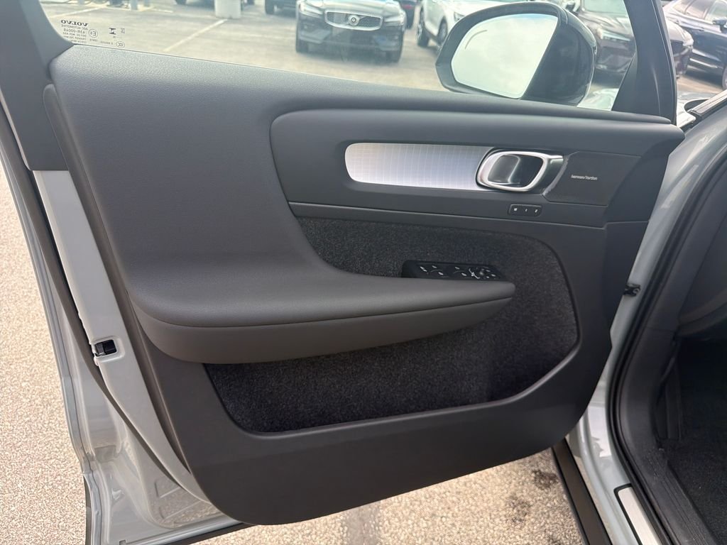 New 2026 Gray Volvo B5 Ultra Black Edition image 12