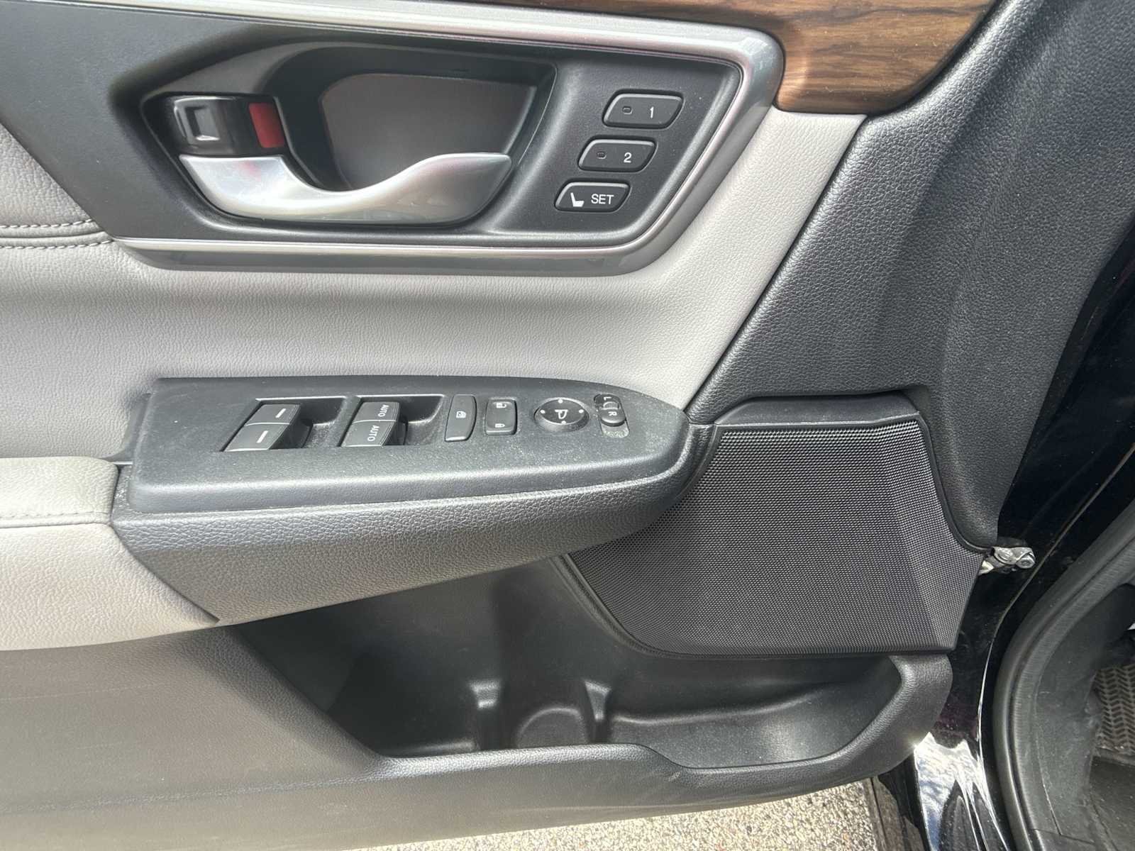 2020 Honda CR-V Touring - Photo 24