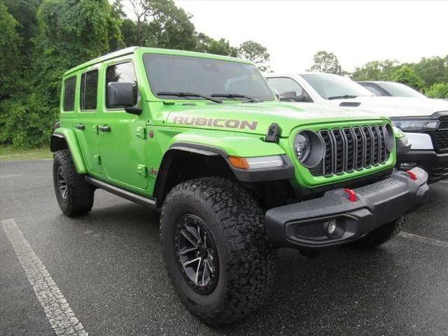 2025 Jeep Wrangler Rubicon's photo
