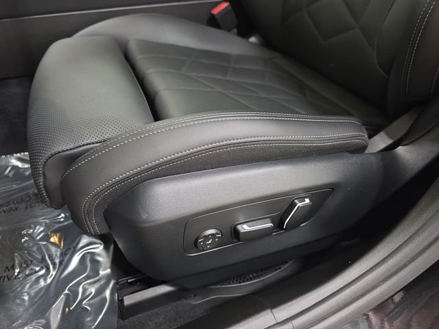 Certified Used 2024 Black Sapphire Metallic BMW 530i xDrive image 26