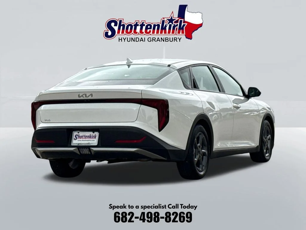 Used 2025 White Kia LXS image 6