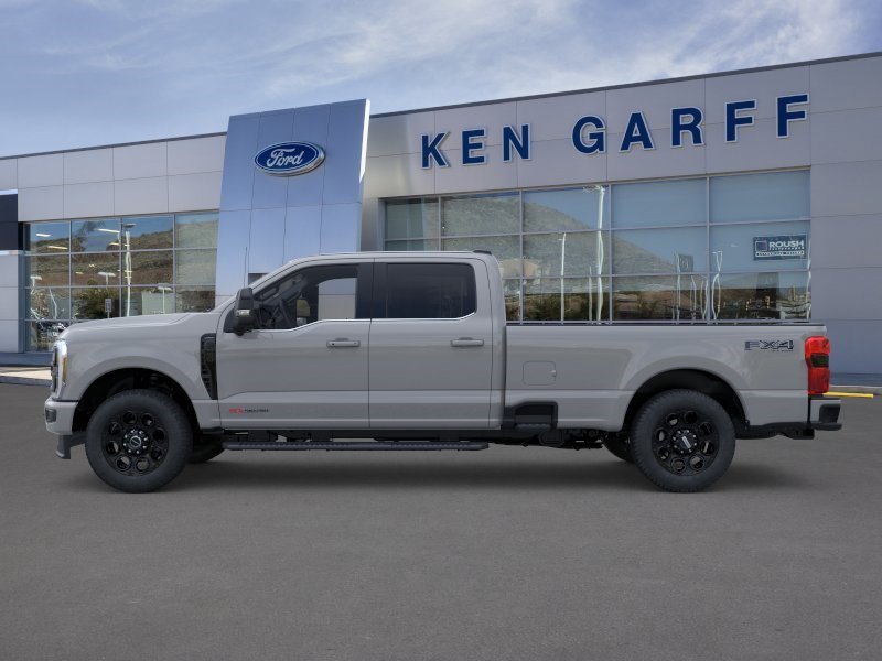 New 2026 Avalanche Ford LARIAT image 2