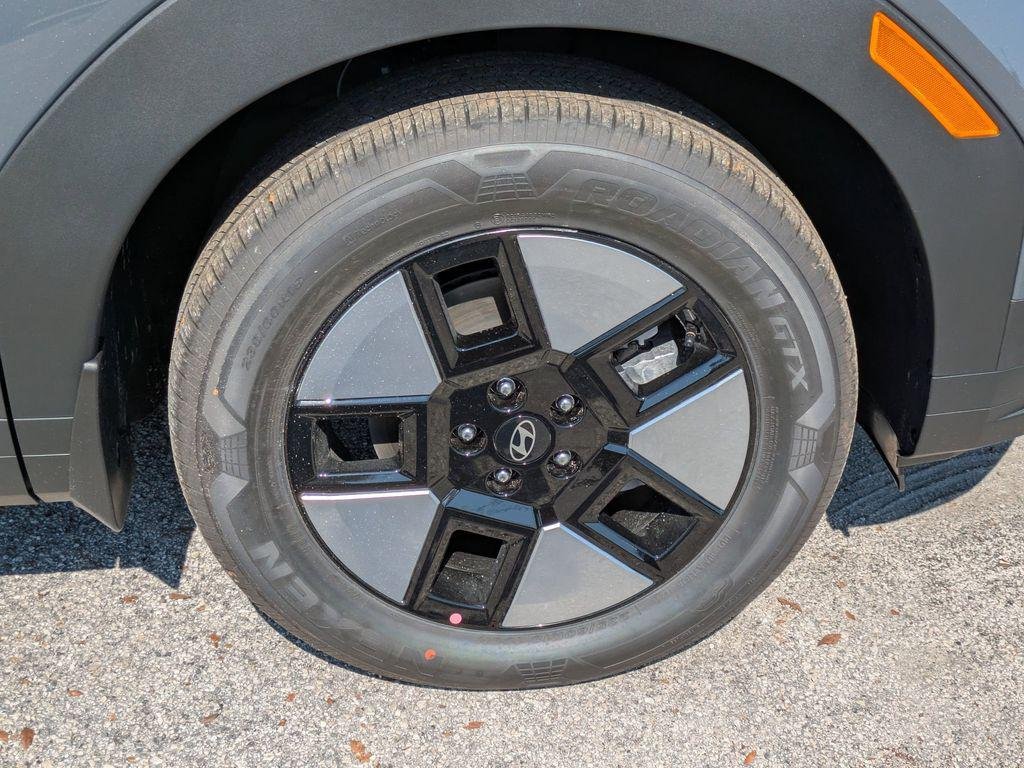 New 2026 Gray Hyundai SE image 11