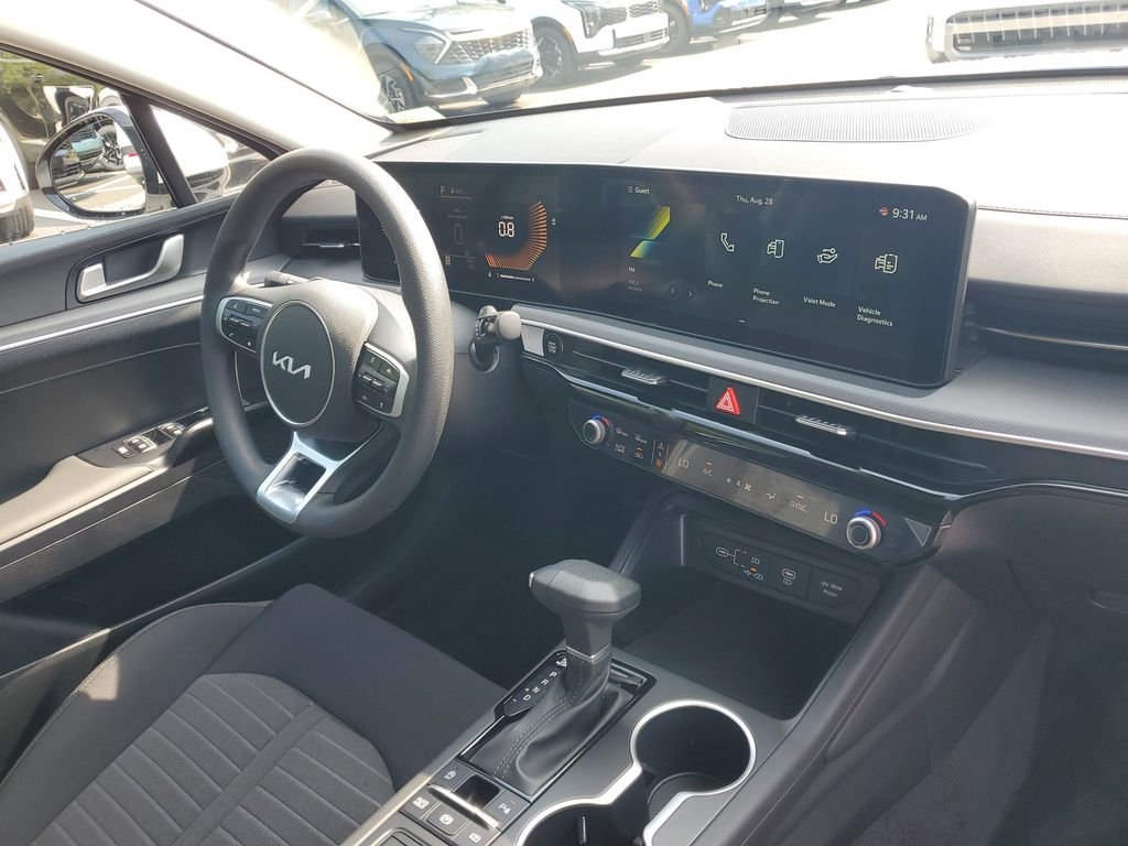 2026 Kia K5 LXS - Photo 12