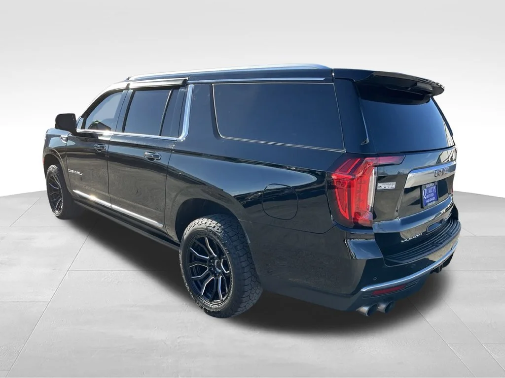 Used 2021 Black GMC Denali image 7