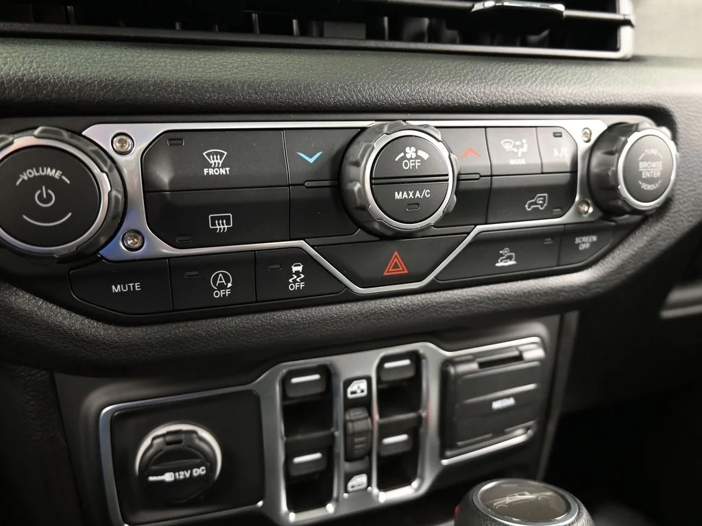 New 2026 Mojito Exterior Paint Jeep Sport image 17