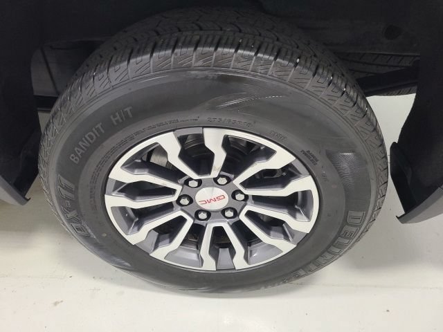 Used 2019 Summit White GMC SLE image 42