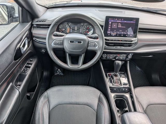 Used 2024 Gray Jeep Trailhawk image 15
