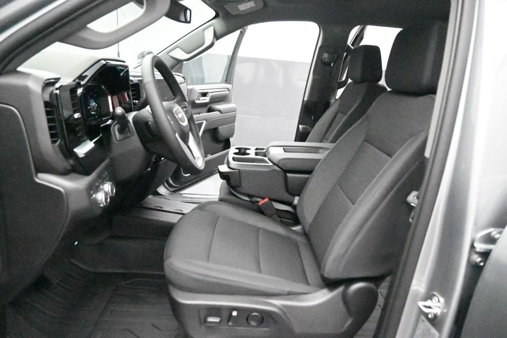 2026 GMC Sierra 3500HD SLE - Photo 11