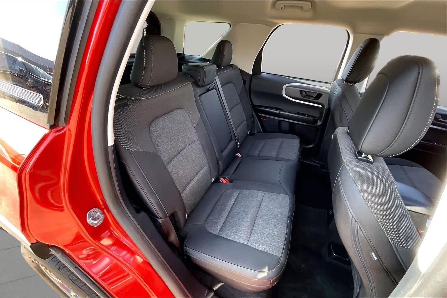 Used 2024 Hot Pepper Red Metallic Tinted Clearcoat Ford Big Bend image 18