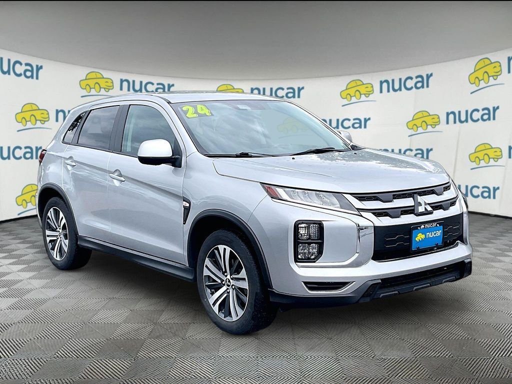 Used 2024 Alloy Silver Metallic Mitsubishi  image 1