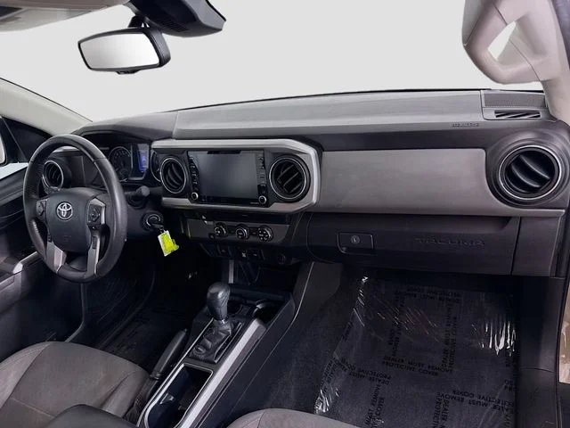 Certified Used 2020  Toyota SR5 image 26