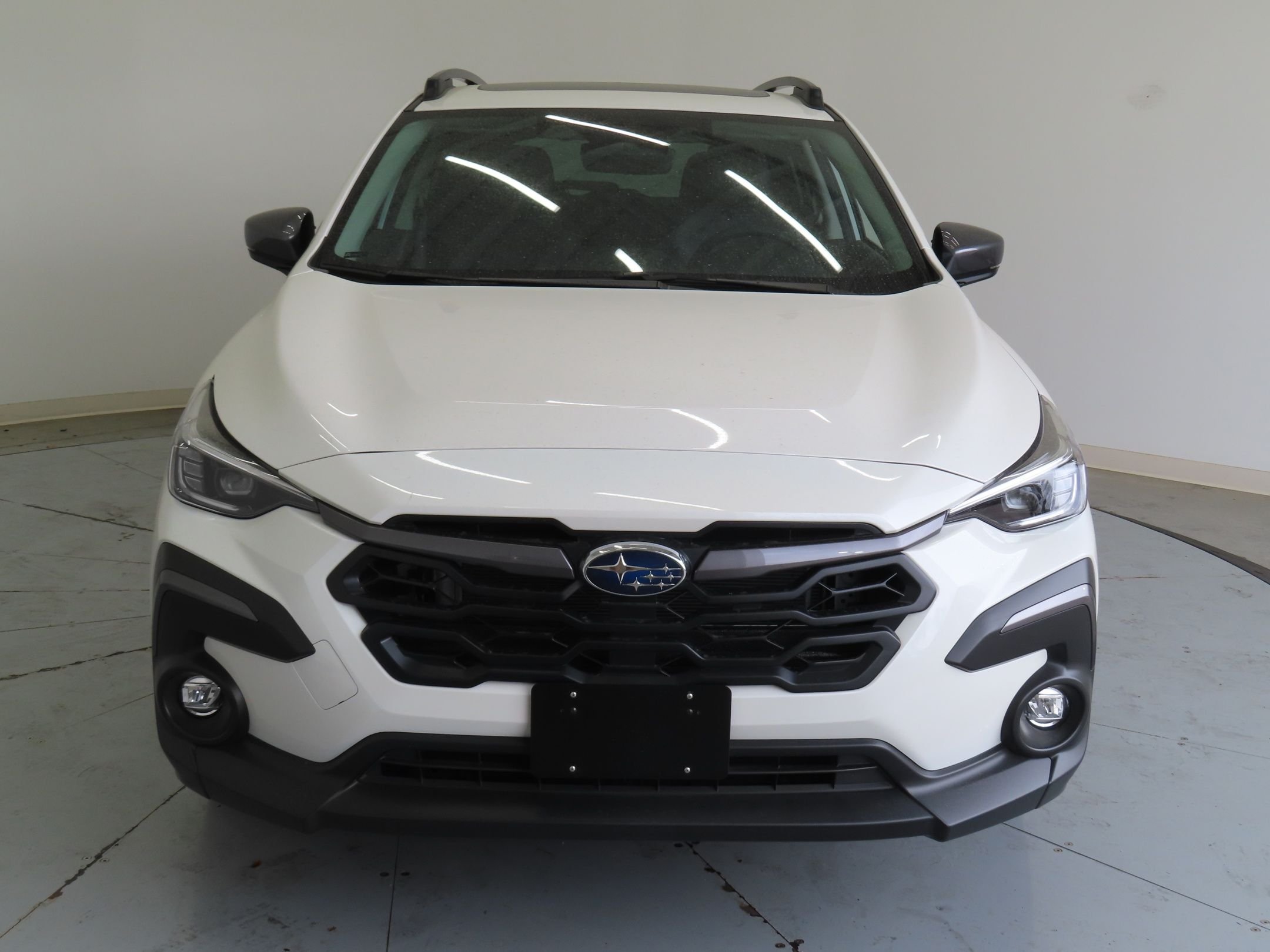 Used 2025 White Subaru Limited image 9