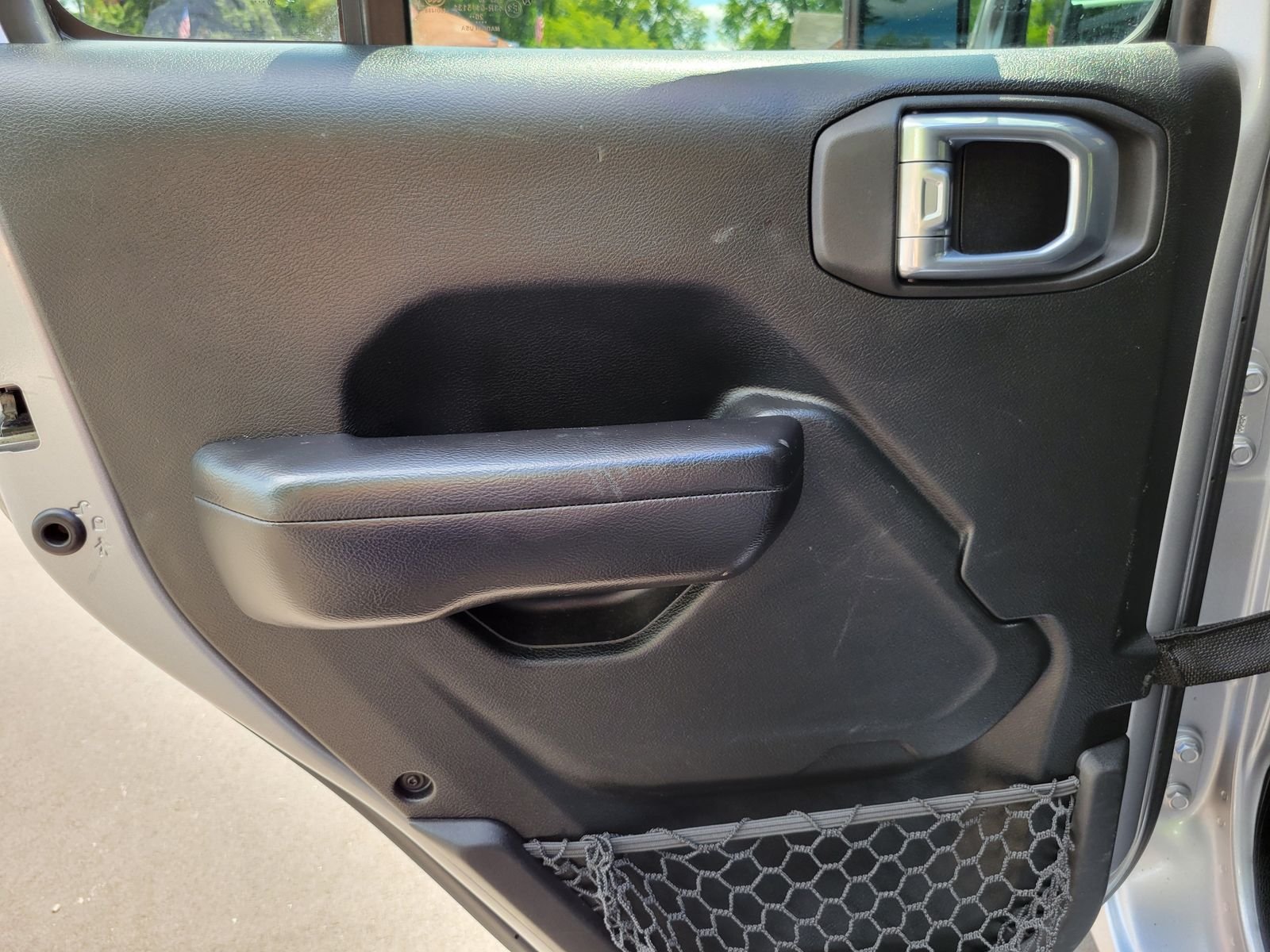 Used 2021 Silver Jeep Unlimited Sport S image 24