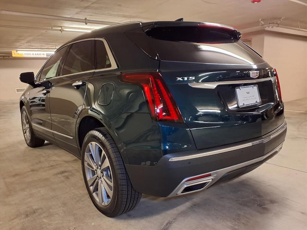 Used 2025 Emerald Lake Metallic Cadillac Premium Luxury image 10